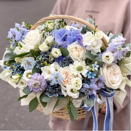 Basket of flowers №13