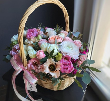 Basket of flowers №6