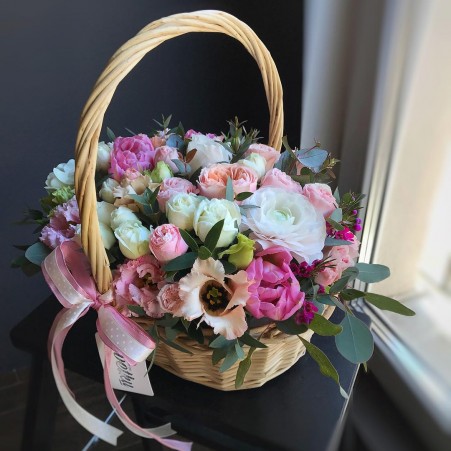 Basket of flowers №6