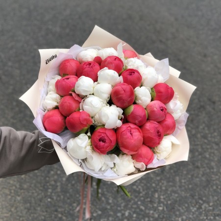 Bouquet of peonies №4
