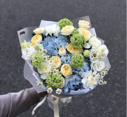Bouquet of flowers №241 from peony roses, hydrangeas, eustoma