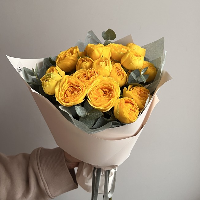 Букет цветов №12 из пионовидных роз желтых