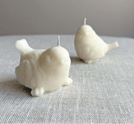 Wax candle - bird